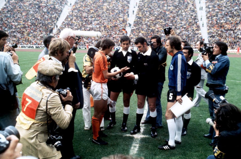 calcio totale, 2 giugno 1971: nasceva il Calcio totale