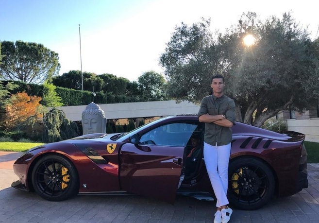 5 auto cristiano, Le 5 auto di Cristiano Ronaldo