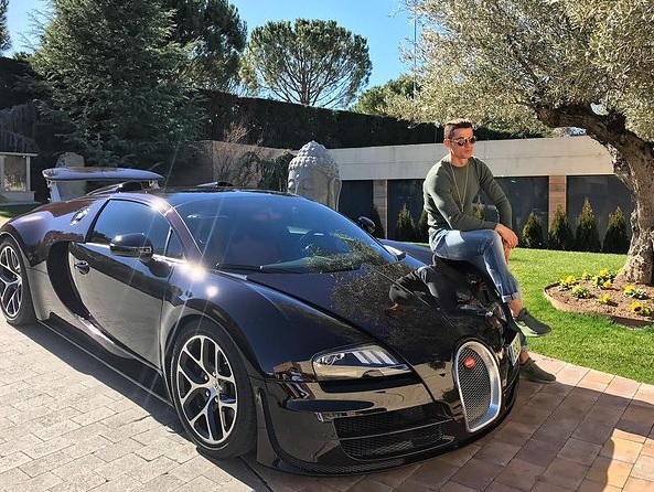 5 auto cristiano, Le 5 auto di Cristiano Ronaldo